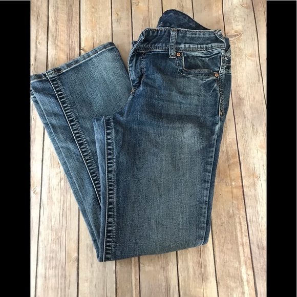 🔴Maurices Jeans🔴 - Picture 2 of 5